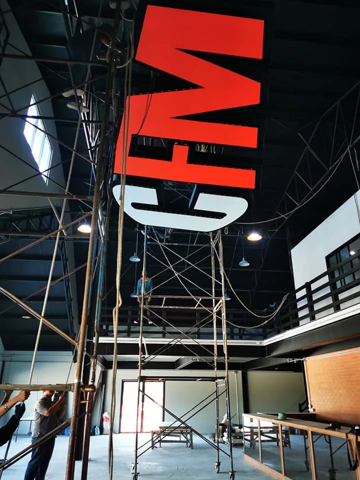 CPN mall letters - sign by Thai Prasith Signtech