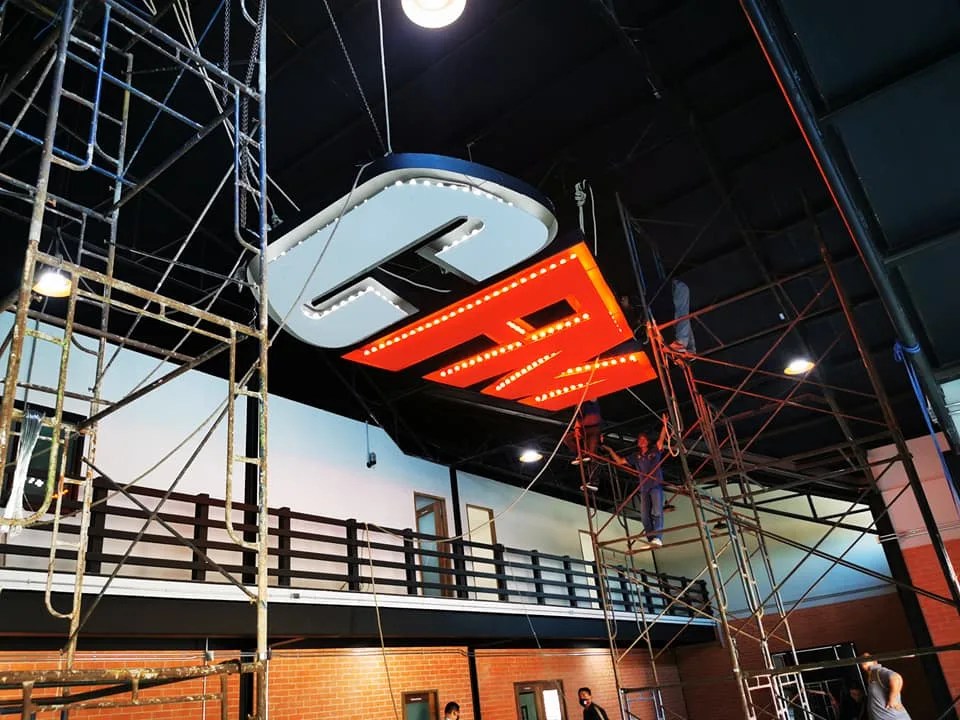 CPN mall letters - sign by Thai Prasith Signtech