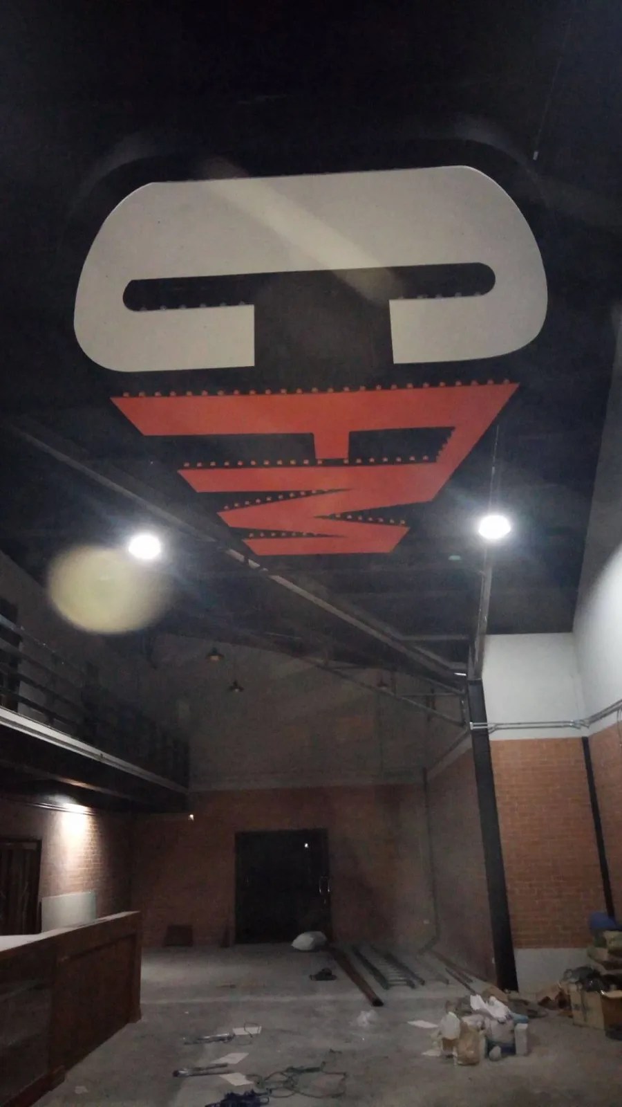 CPN mall letters - sign by Thai Prasith Signtech
