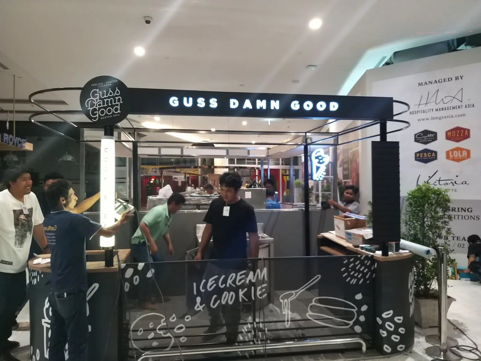 Guss Damn Good kiosks - sign by Thai Prasith Signtech