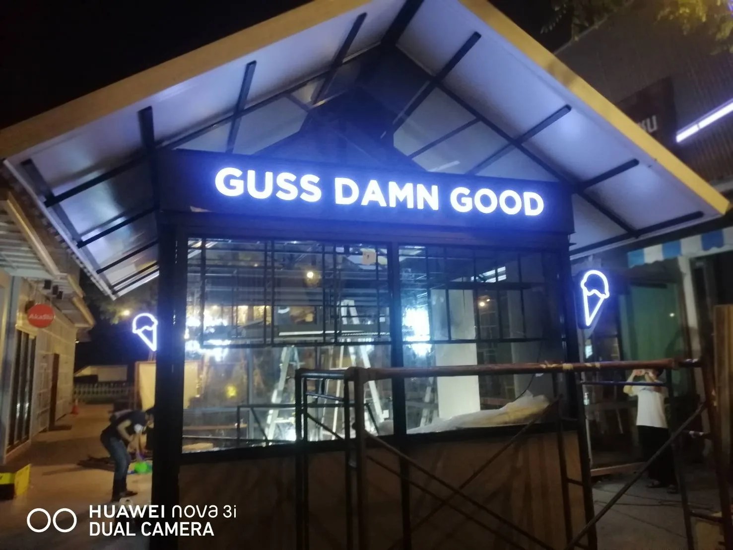 Guss Damn Good - sign by Thai Prasith Signtech