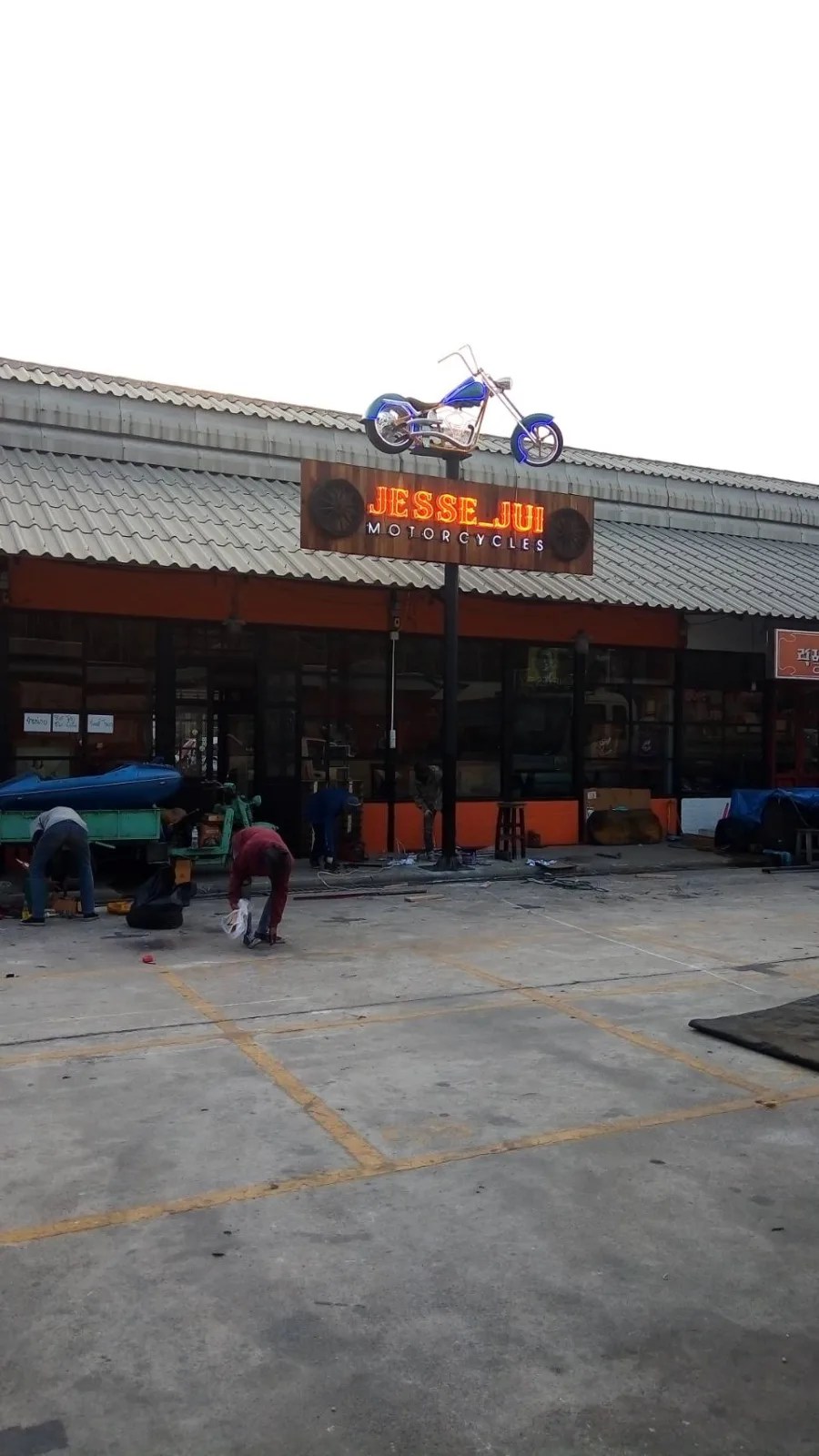 Jesse Jui Motorcycles - sign by Thai Prasith Signtech