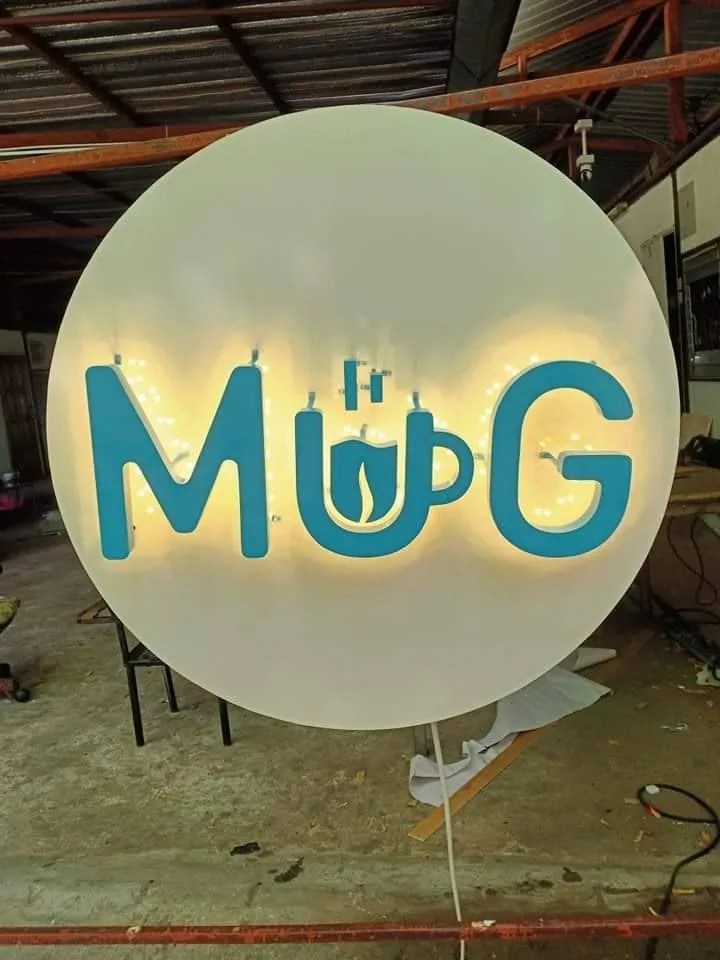 MUG Cafe - sign by Thai Prasith Signtech