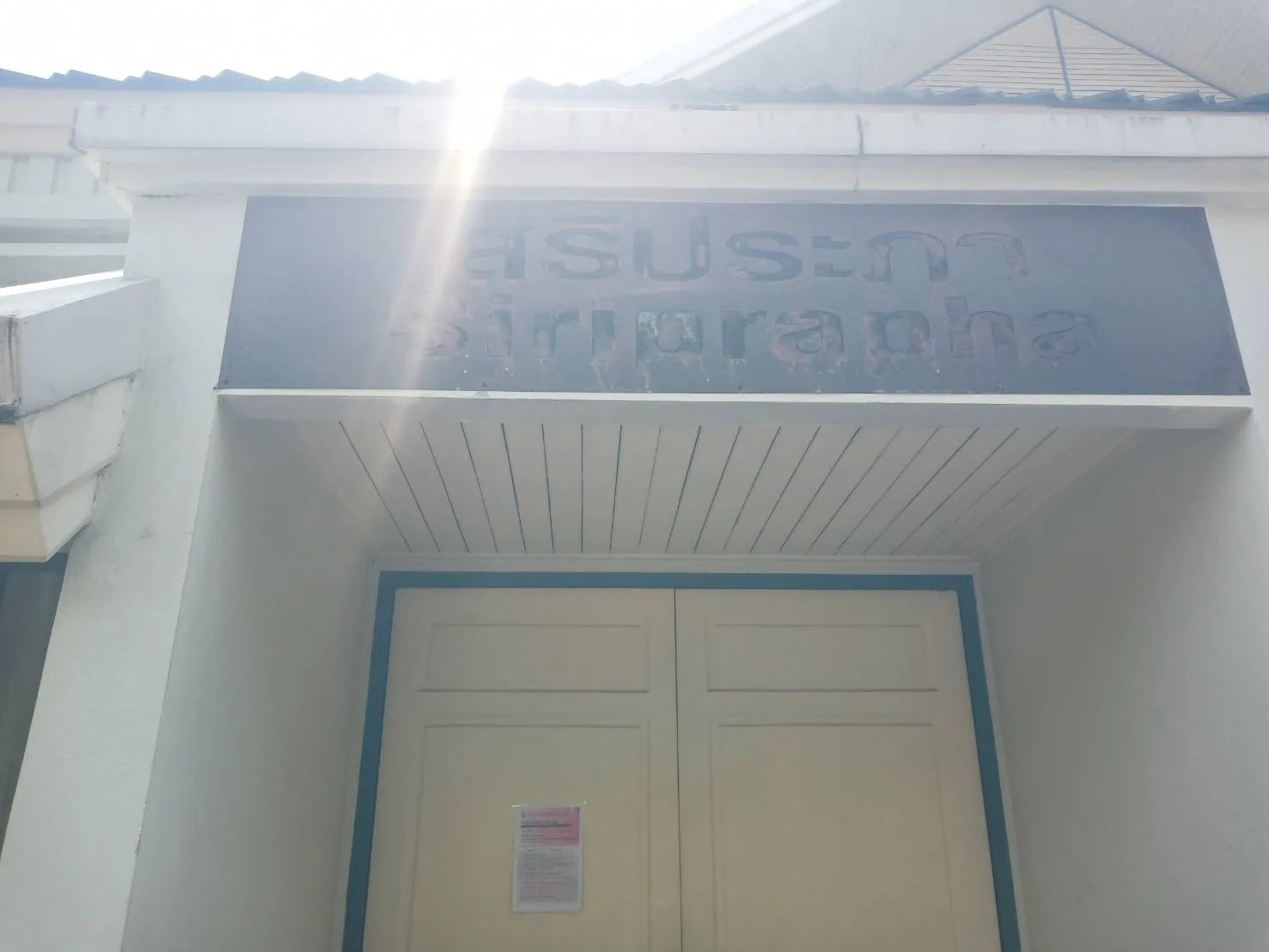 Siriprapha and Siriwaree - sign by Thai Prasith Signtech