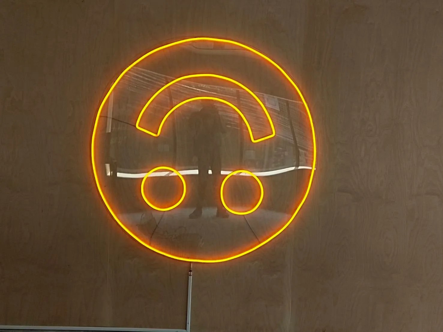 Smiley and wifi neon - sign by Thai Prasith Signtech