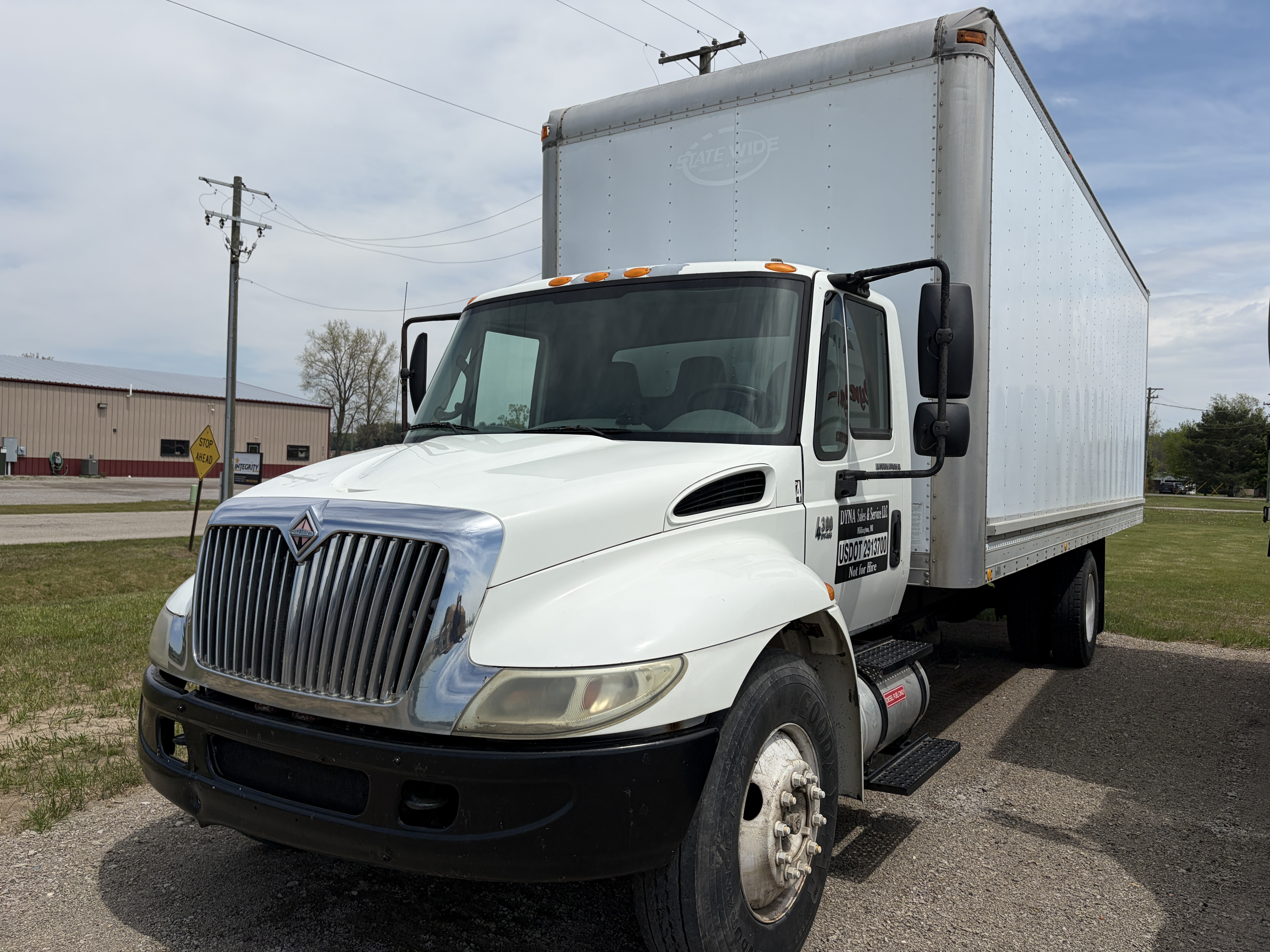 2001 International 4300