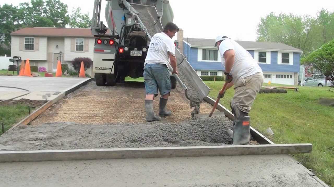 The Procedure That Top Concreting Services Follow While Constructing Concrete Driveways