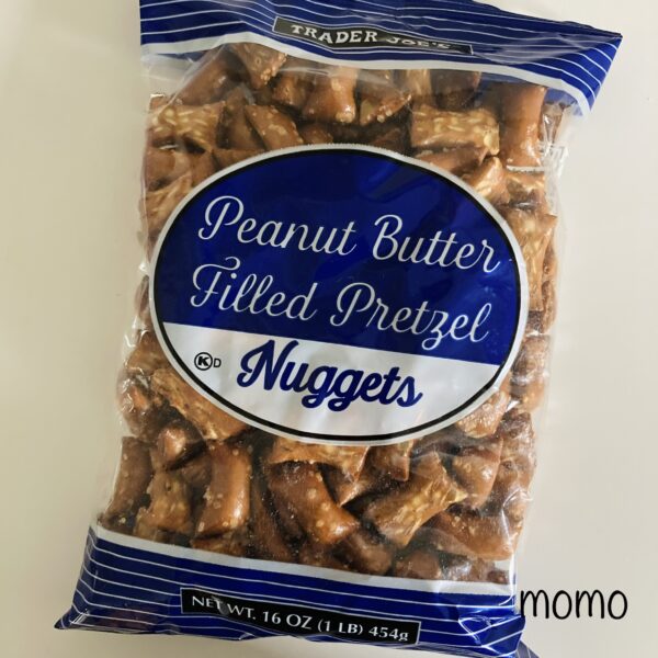 NEW Trader Joe's Mini Peanut Butter Filled Pretzels トレーダー