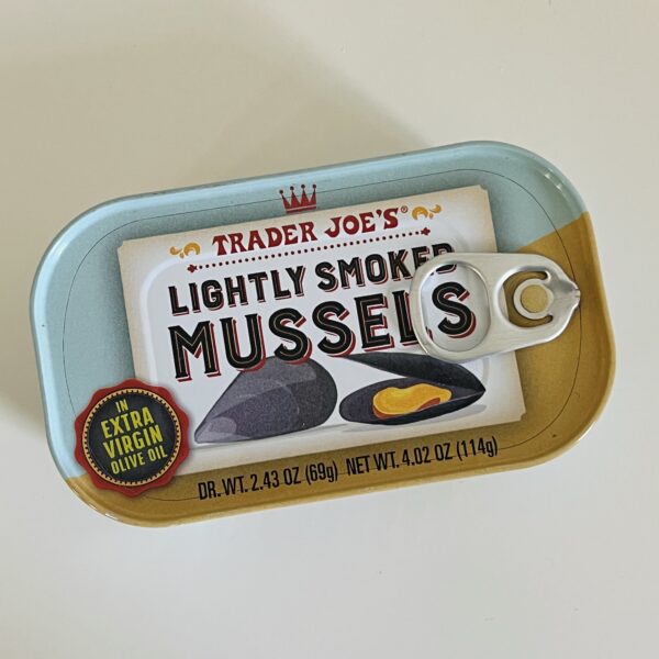 トレジョ スモークドムール貝の缶詰 Trader Joe's Lightly Smoked