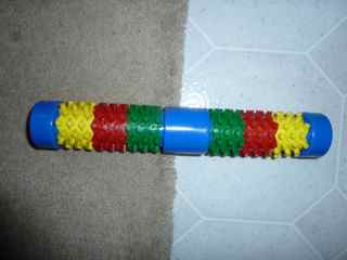 Footlog foot massaging device