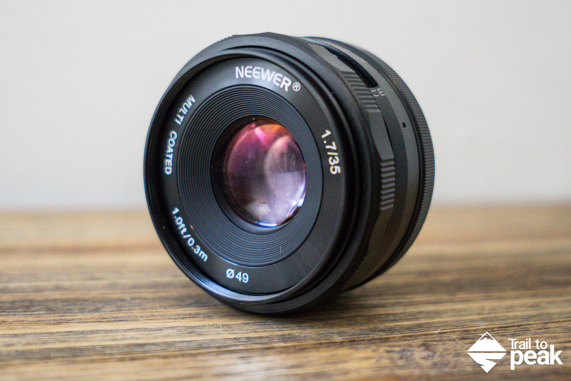 Gear Review: Neewer (Meike) 35mm f/1.7 Manual Focus Prime Lens