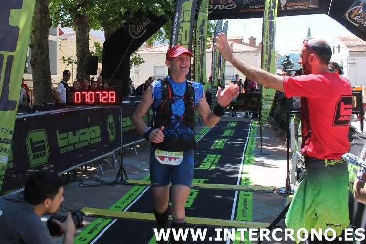 Pedro entrando a meta como 2 clasificado Master (45K)