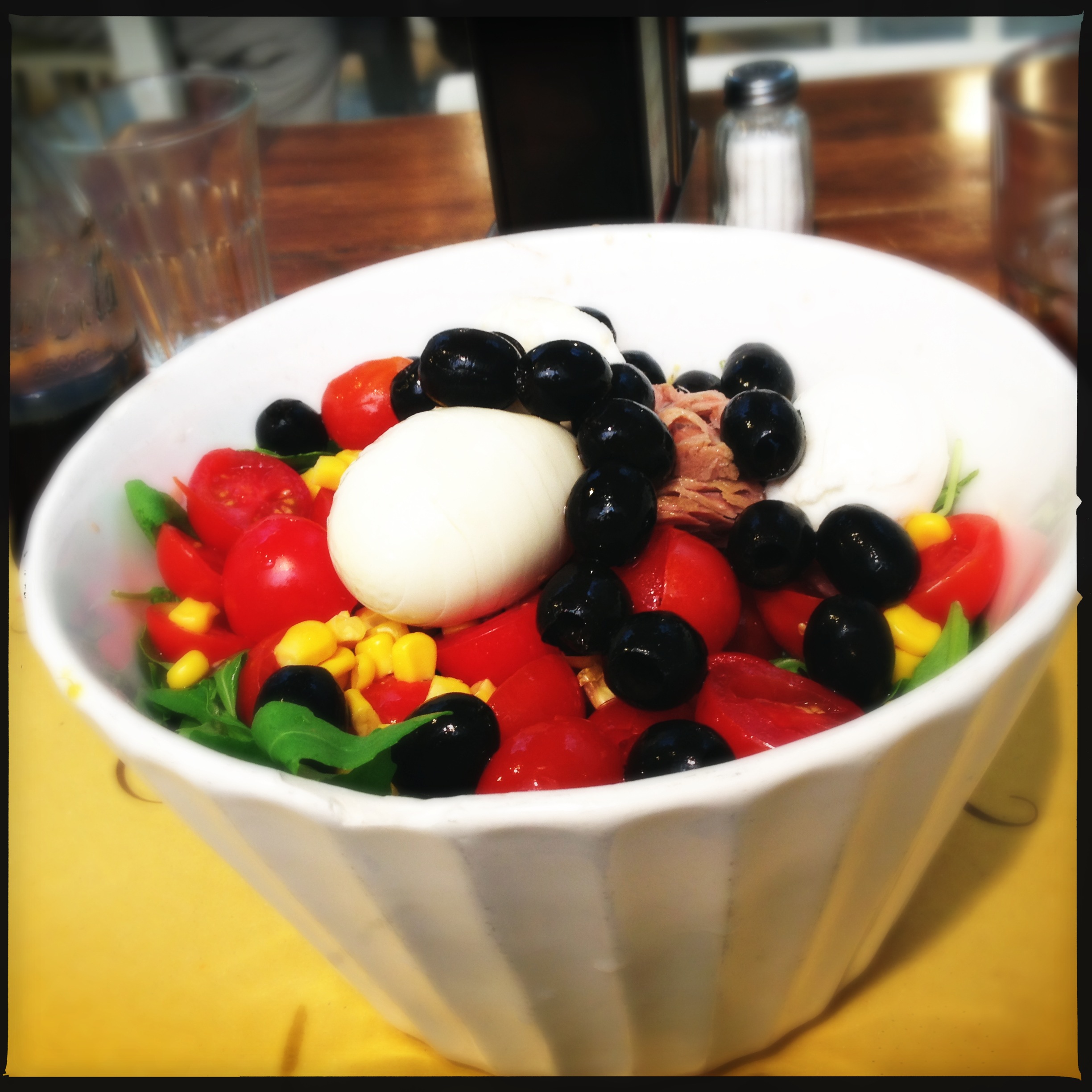 Amazing tuna salad from Ginger Sapori e salute near Park Borghese.