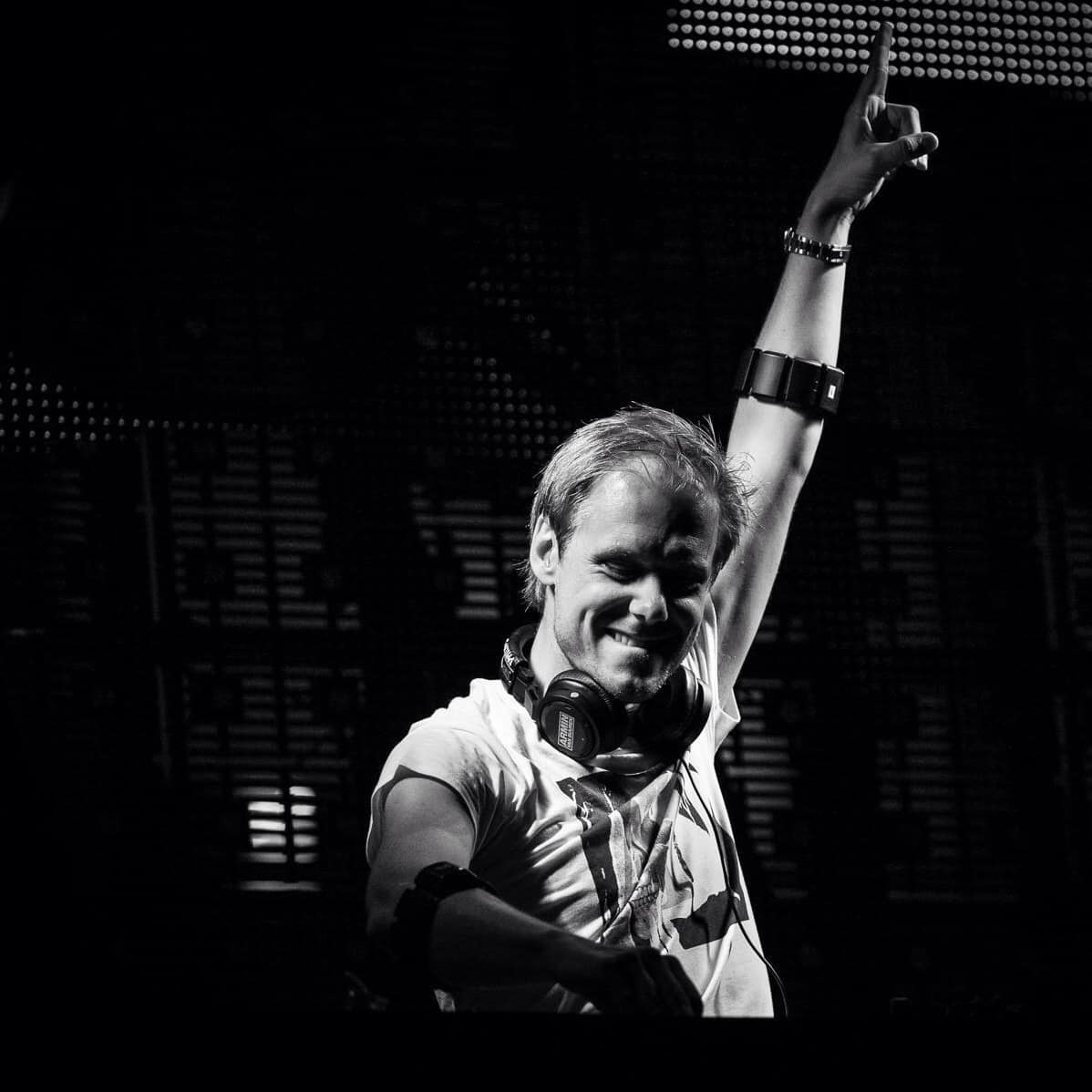 A State Of Trance 677 (21.08.2014) with Armin van Buuren