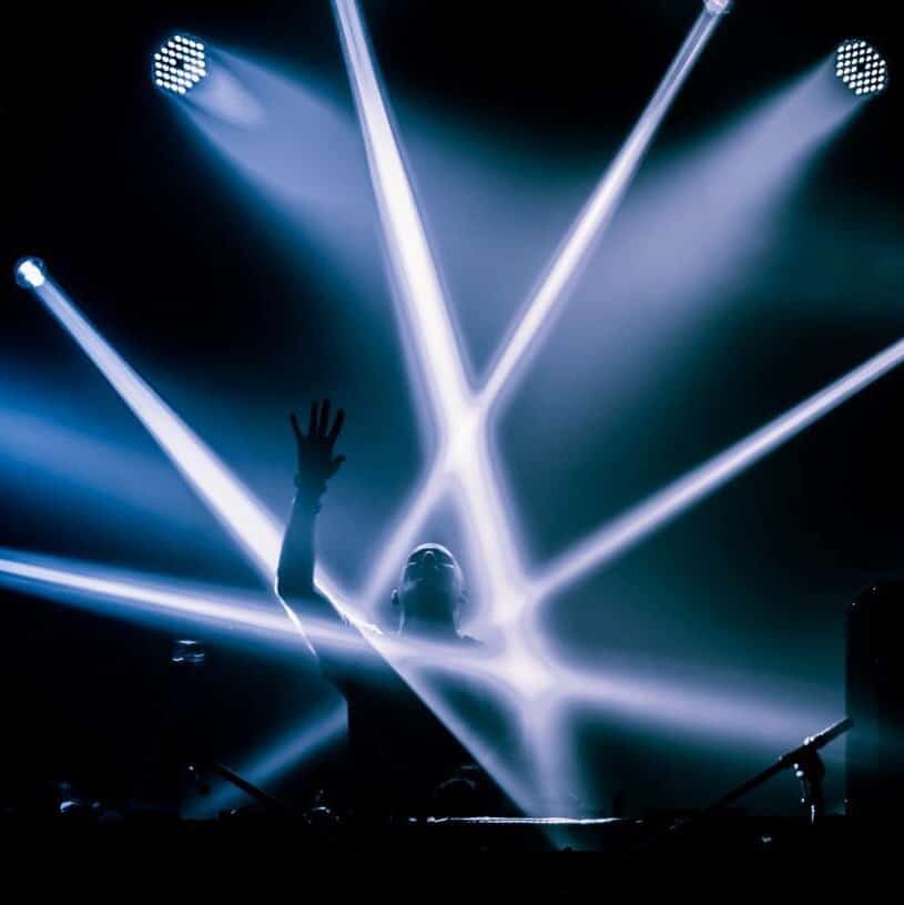 Future Sound Of Egypt 376 (26.01.2015) with Aly & Fila
