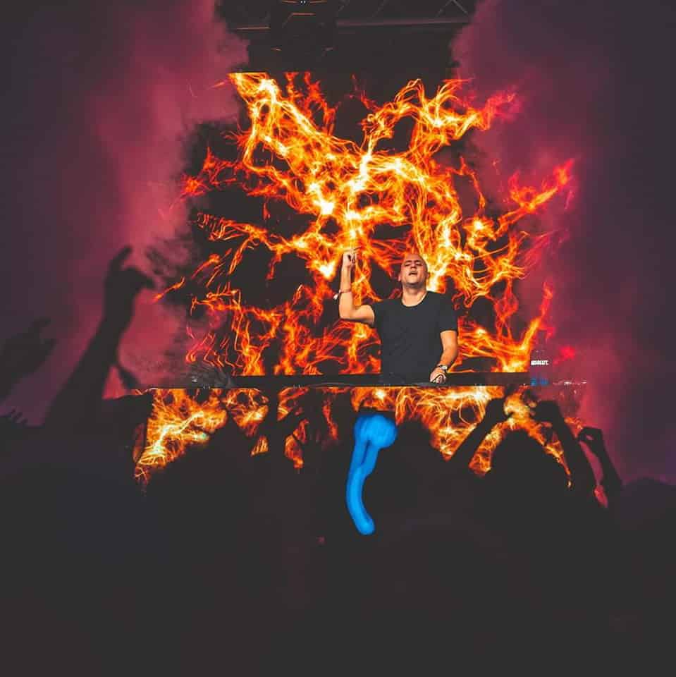 Future Sound of Egypt 530 (10.01.2018) with Aly & Fila