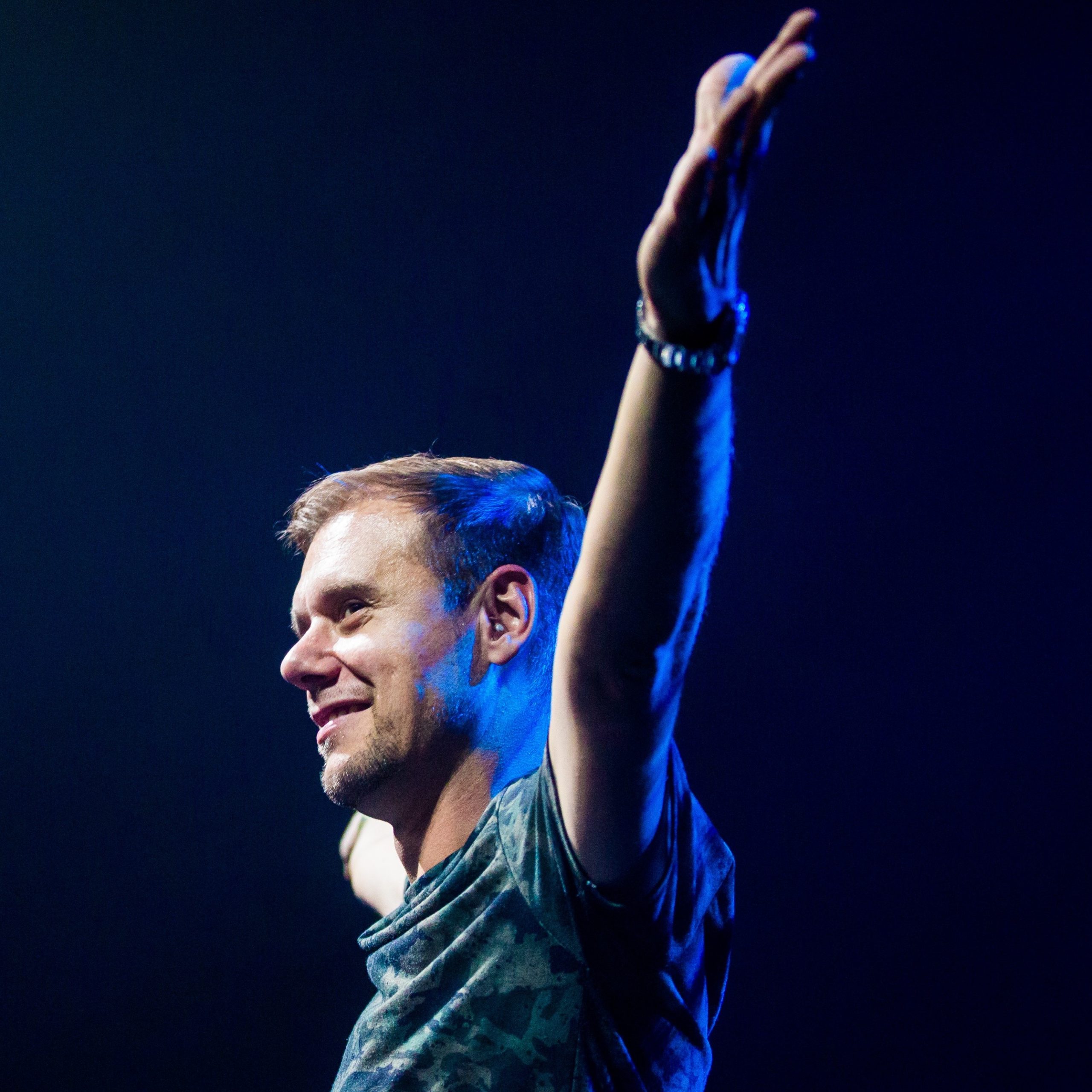 A State Of Trance 1028 (05.08.2021) with Armin van Buuren, Ruben de Ronde & Ferry Corsten