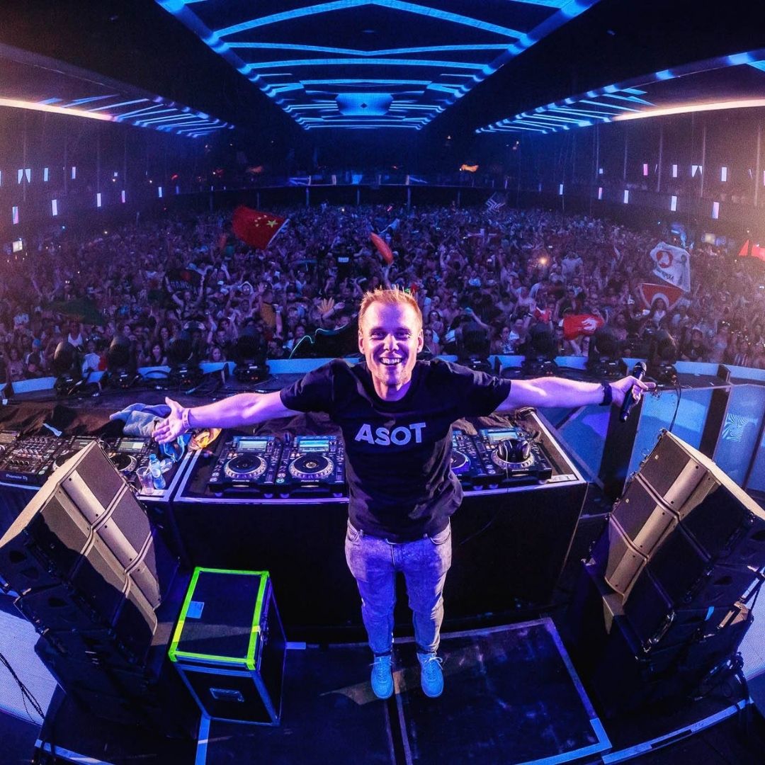 A State Of Trance 1046