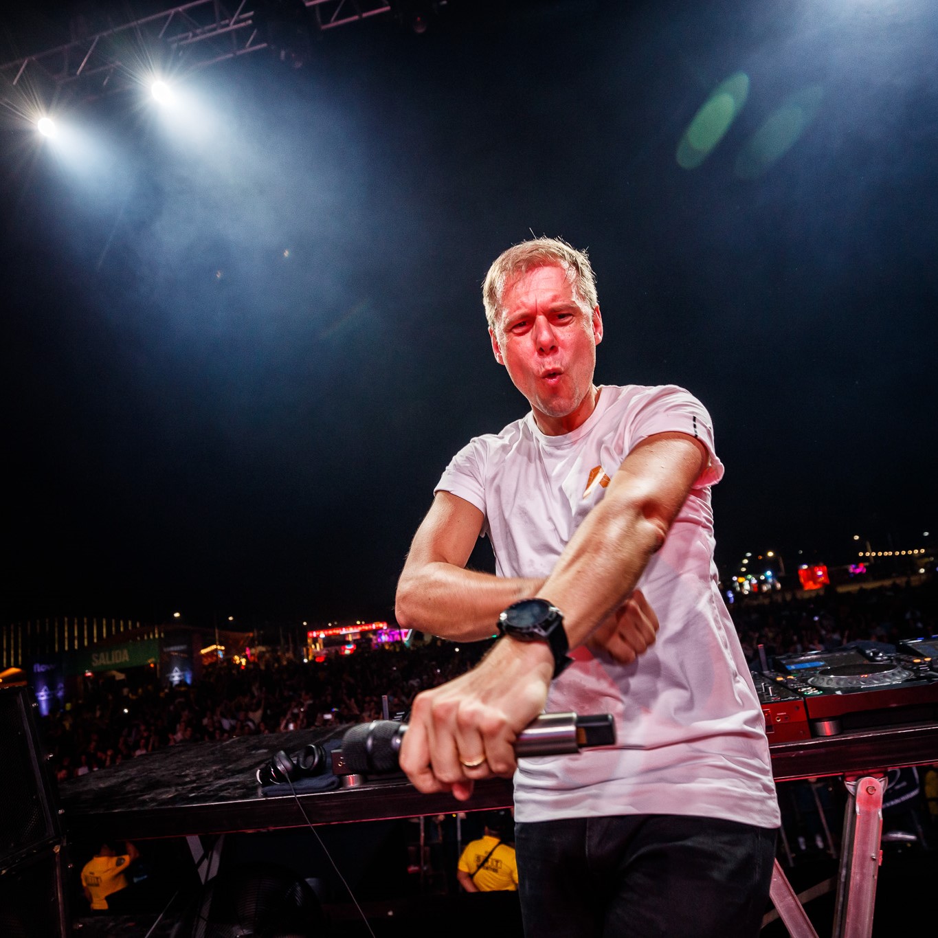 A State Of Trance 1113 (23.03.2023) with Armin van Buuren, Ruben de Ronde & Lürum