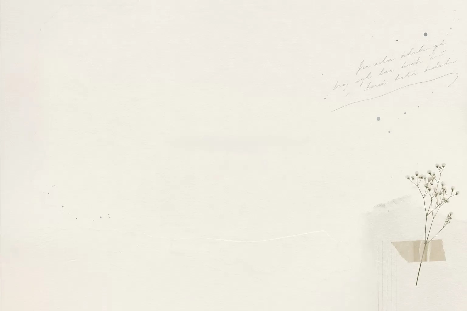 Quiet Letter 2。生成りの紙質の表紙。右下にマスキングテープで留められた小さな白い花が配置されている