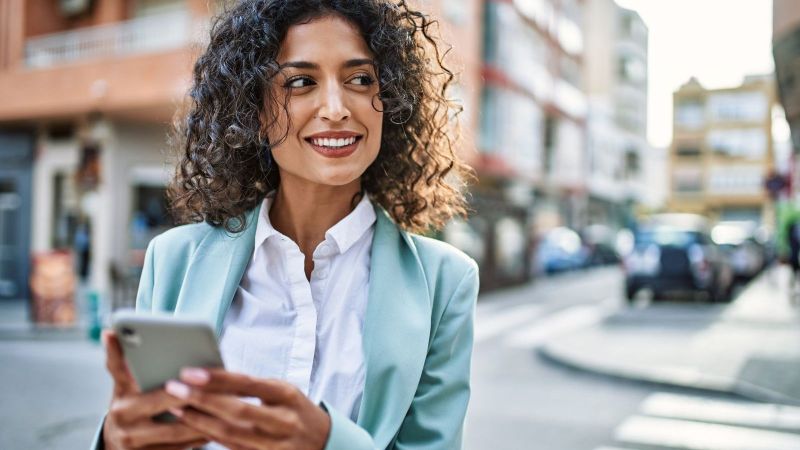 Lapels Cleaners Linkedin - Space Design Collection - Mobile Quality