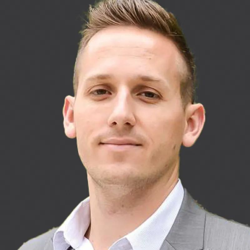 Zach Cummins - Best Colorful Designs in Ultra HD