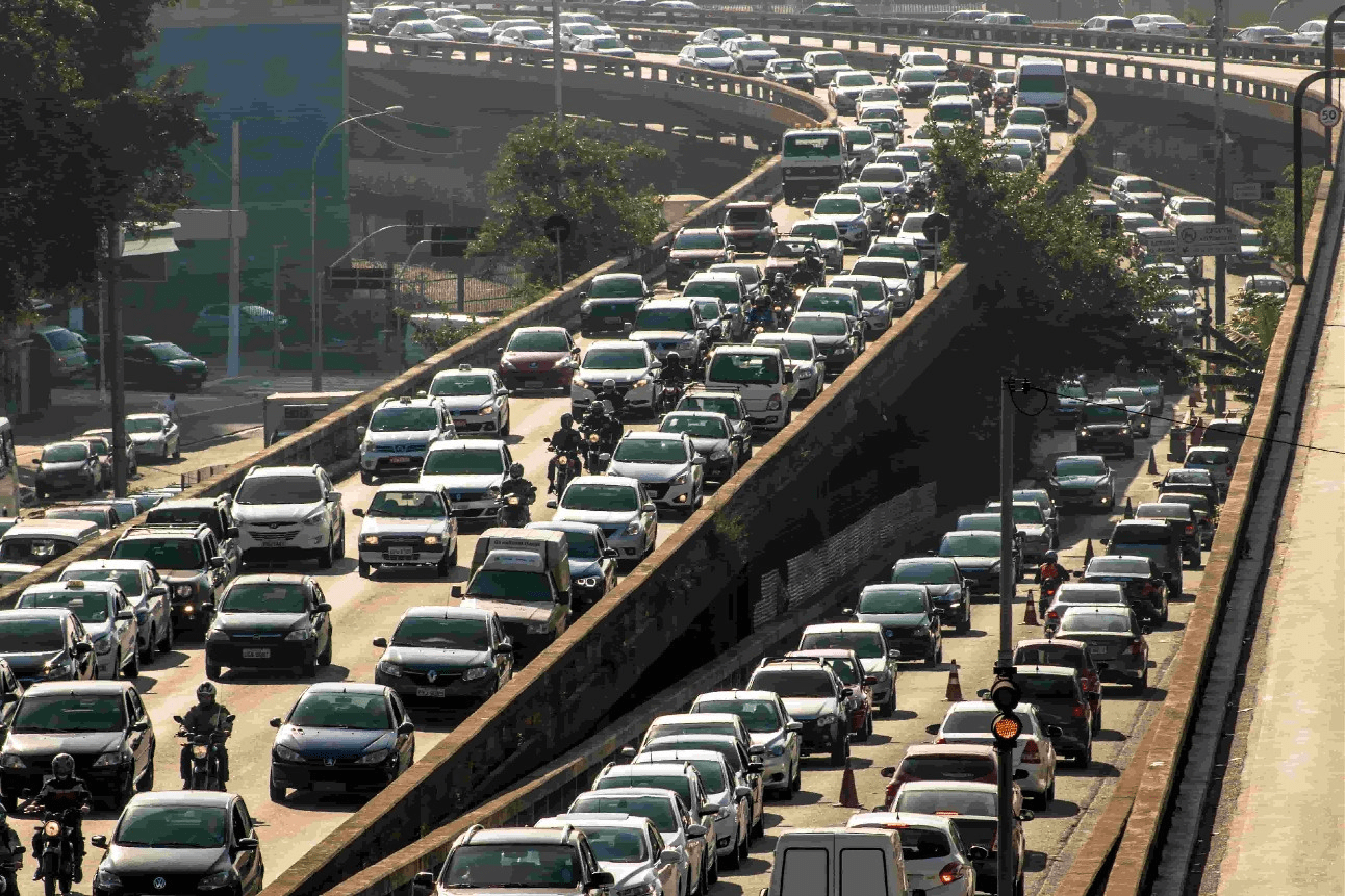 As leis de trânsito brasileiras são  bem complexas. Além das infrações mais conhecidas, há outras  que podem gerar multas e pontos na carteira.