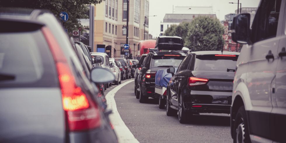 Durante o Carnaval 2026, o Rodízio Municipal de Veículos fica suspenso para carros de passeio de 16/2 até a Quarta-Feira de Cinzas (18/2).