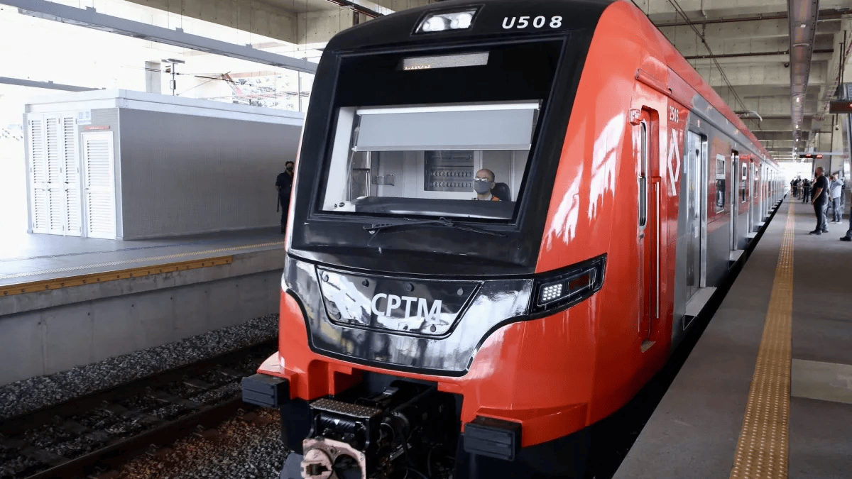 A CPTM encerrou nesta segunda-feira (20) a operação das linhas 11-Coral, 12-Safira e 13-Jade, um ciclo iniciado há mais de três décadas.