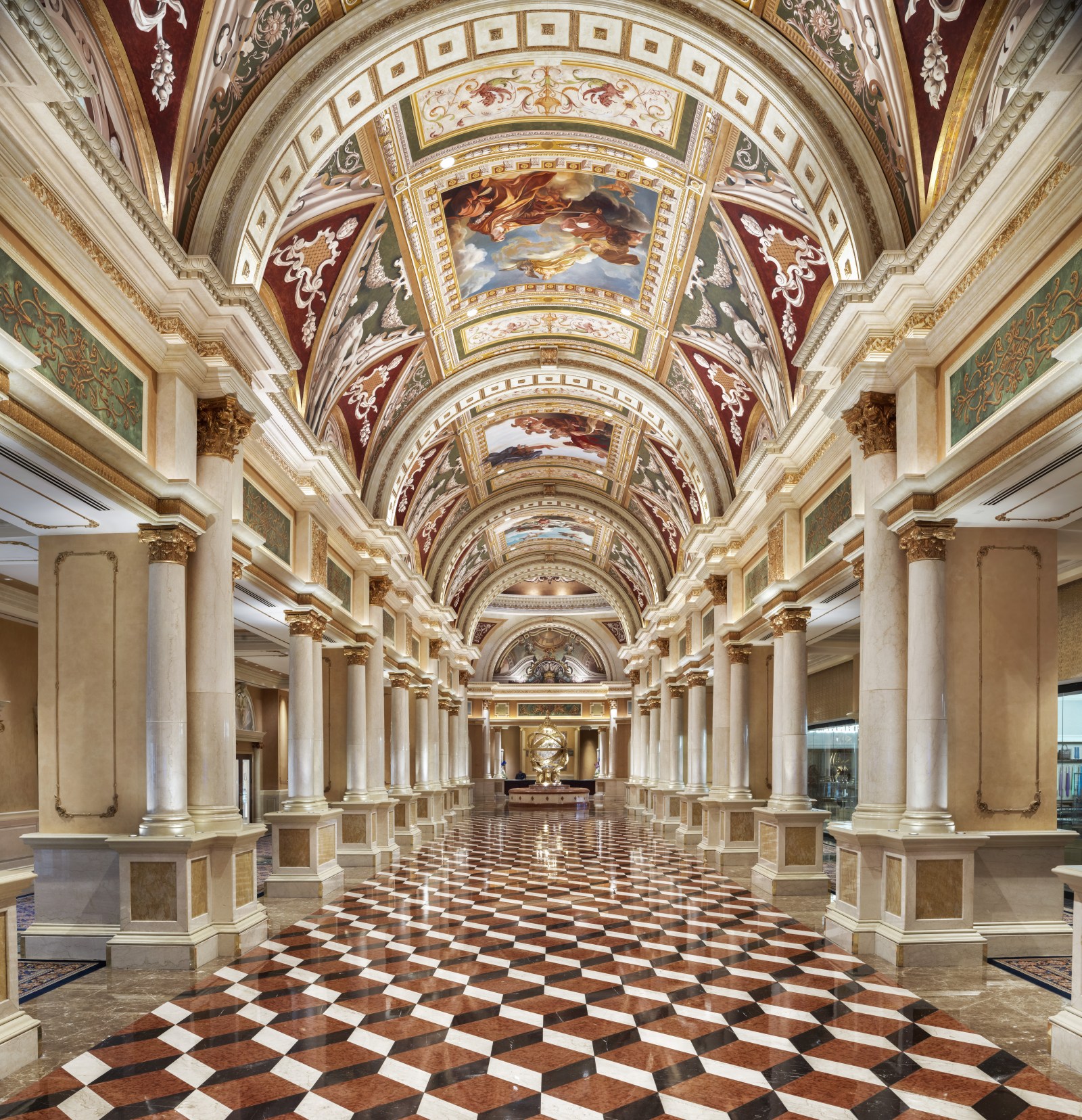 The-Venetian-Colonnade - The Venetian Resort: un escape italiano en el corazón de Las Vegas