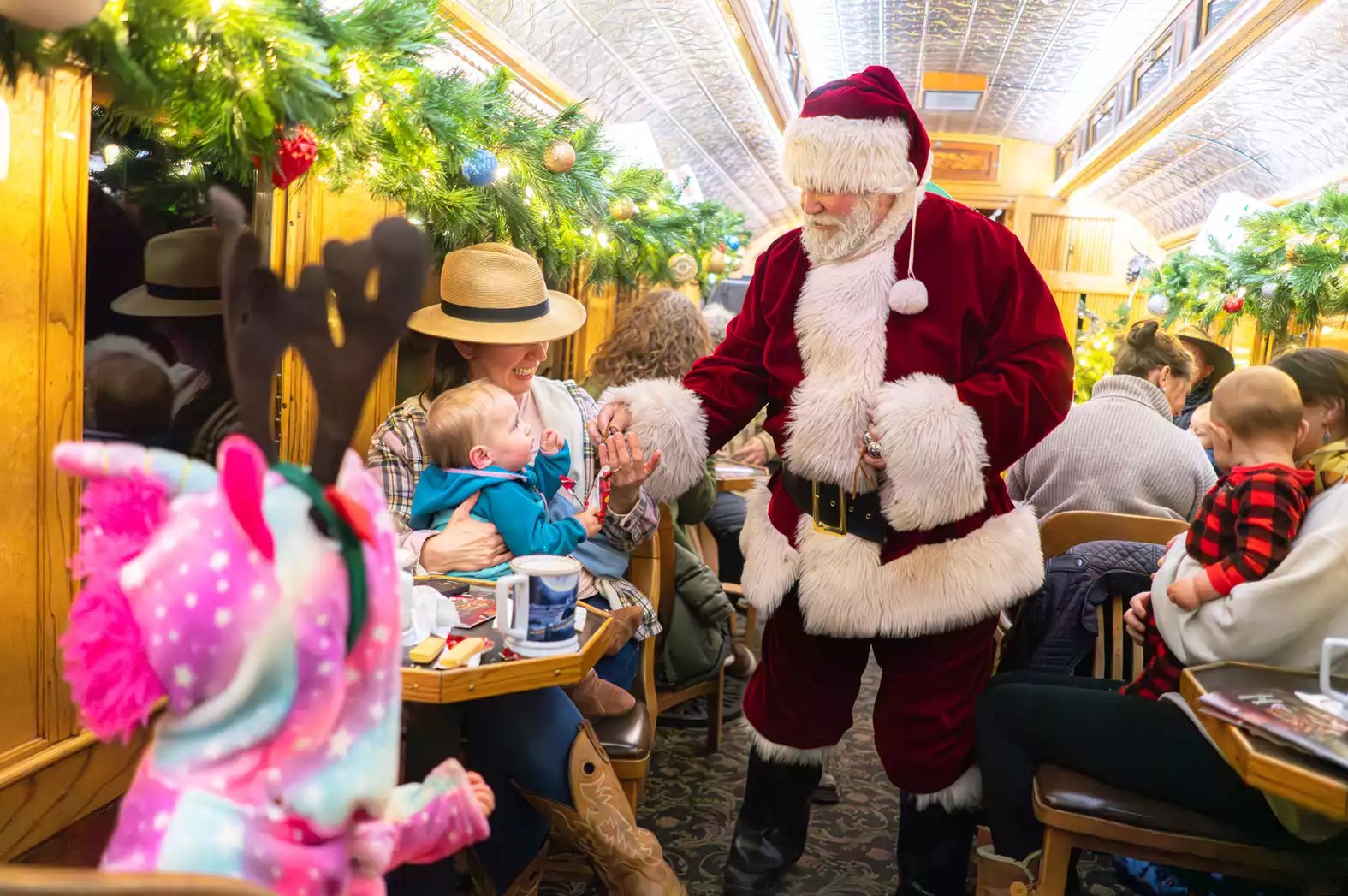 Viajé en el icónico tren ‘Polar Express’ con mi hija y ahora quiero hacerlo todos los años 