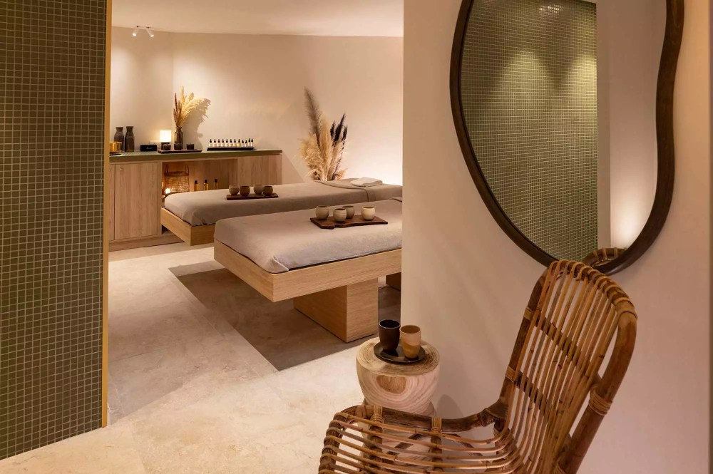 SPA-Hostellerie-La-Briquetterie-1-1000x665 - Soy una escritora de viajes con sede en París y este hotel en Champagne es uno de mis lugares favoritos para alojarme en Francia