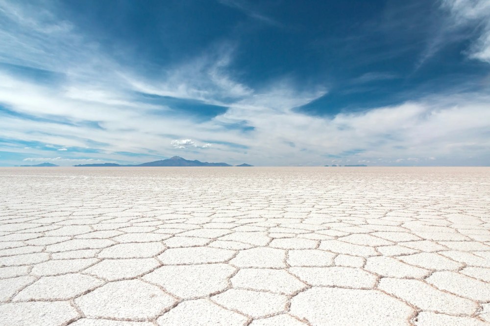El-Salar-de-Uyuni-bolivia-1000x667 - Los 5 países más baratos para viajar y disfrutar al máximo