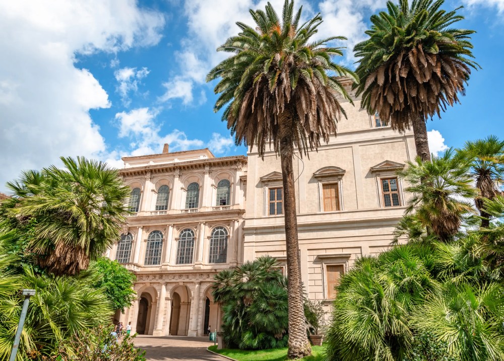 palazzo-barberini-1000x717 - Vacaciones en Roma, todas las localizaciones reales de la película