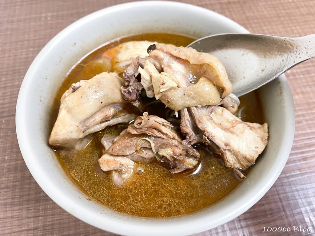 台北美食|冬天的排隊聖品「阿圖麻油雞」來上一碗身子瞬間溫暖起來 10 台北美食-阿圖麻油雞