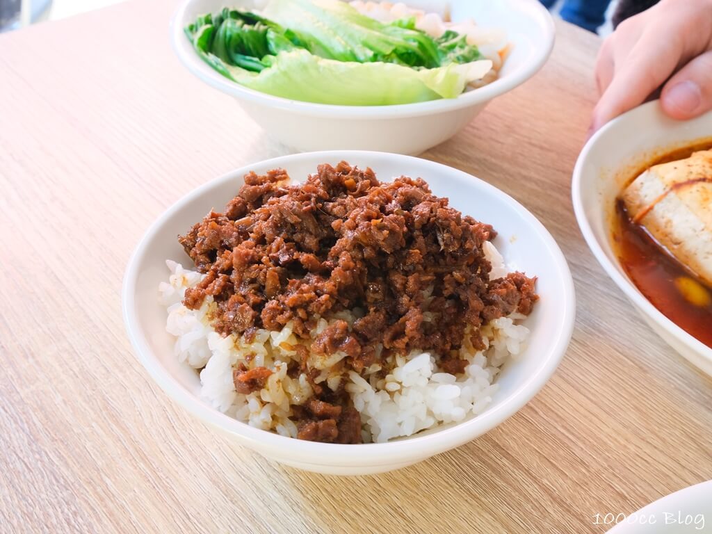 新竹美食|城隍廟周邊素食銅板小吃「臭二爺」香臭過癮的清蒸臭豆腐 17 新竹美食-新竹素食-新竹平價美食-新竹城隍廟美食-新竹臭豆腐-臭二爺
