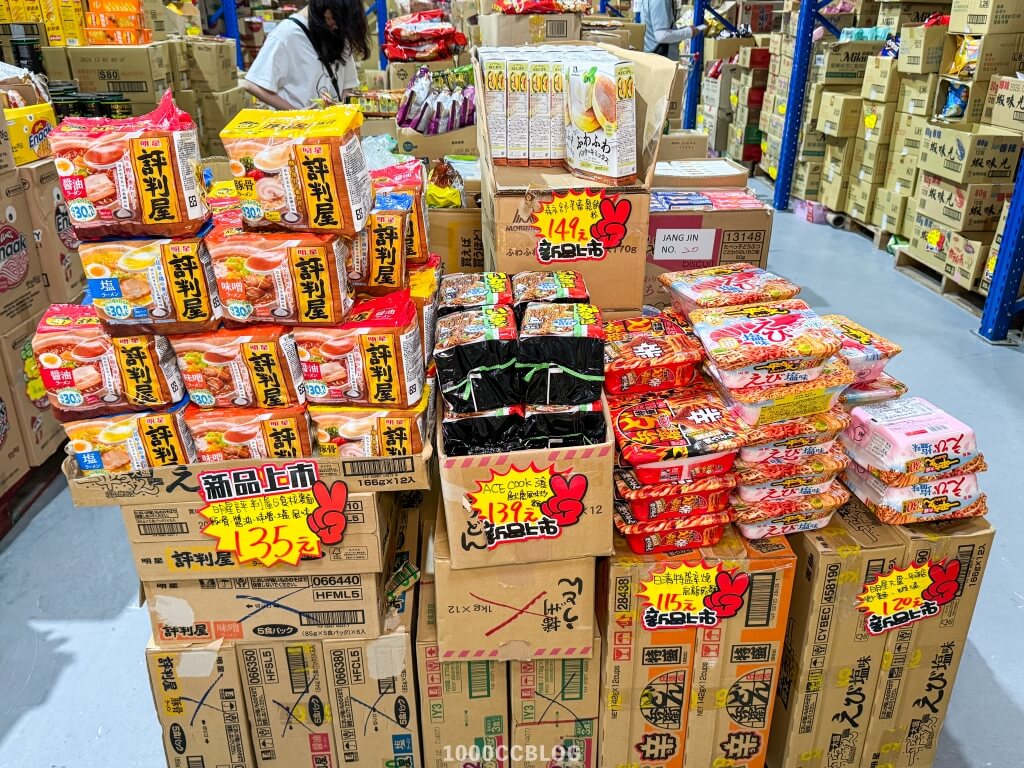 不用飛出國!桃園平鎮「福神愛吃糖」日韓泰零食泡麵飲料多到讓你選擇障礙。 33 零食捕獲天堂 日韓餅乾 日韓零食 泰國餅乾 泰國零食 批發出貨 1000cc46