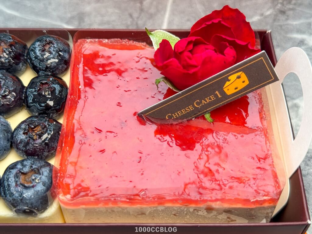 必買精品蛋糕「CheeseCake1」蛋糕界的愛馬仕,52 小時熟成精品乳酪蛋糕 28 cheesecake1 必吃甜點品牌 好吃藍莓蛋糕 必吃蛋糕 必吃起司蛋糕 推薦蛋糕 推薦起司蛋糕 1000cc37