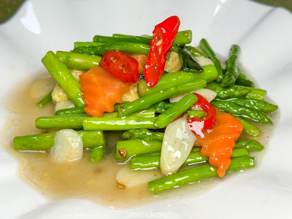 秋天就是要吃蟹!基隆「海龍珠水產」超多鮮甜肥美萬里蟹,還推出小份量個人套餐! 49 海龍珠水產海鮮餐廳-秋蟹季開跑-新鮮龍蝦-新鮮螃蟹-活體海鮮-1000cc