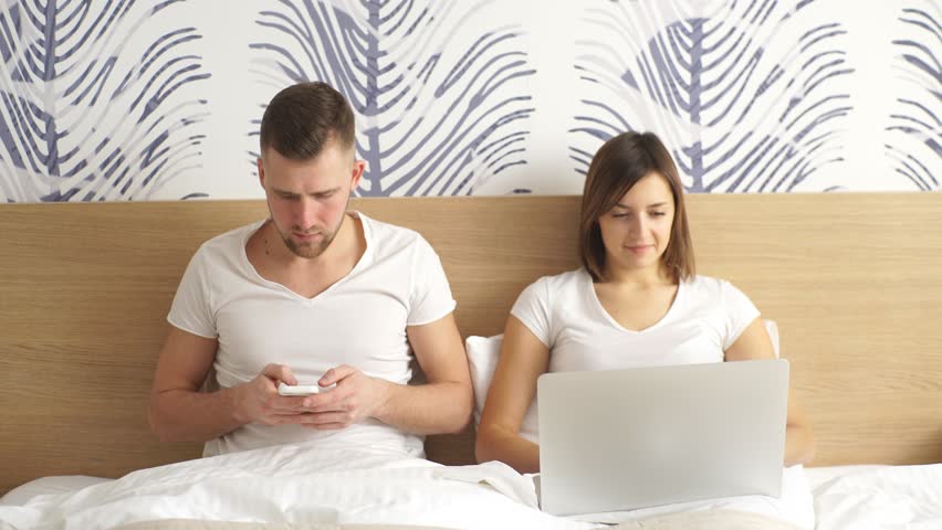 Top Travel Tips - 7 Tricks To Improve Your Travel Sleep
