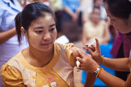 What You Need to Know Before Traveling in a Foreign Country Traveling in a Foreign Country