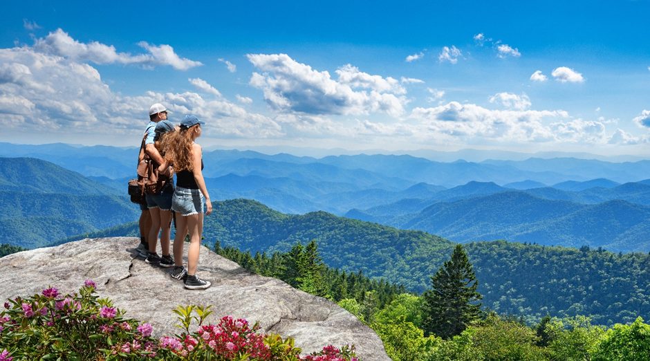 10 Ways to Connect with Nature in the Smoky Mountains