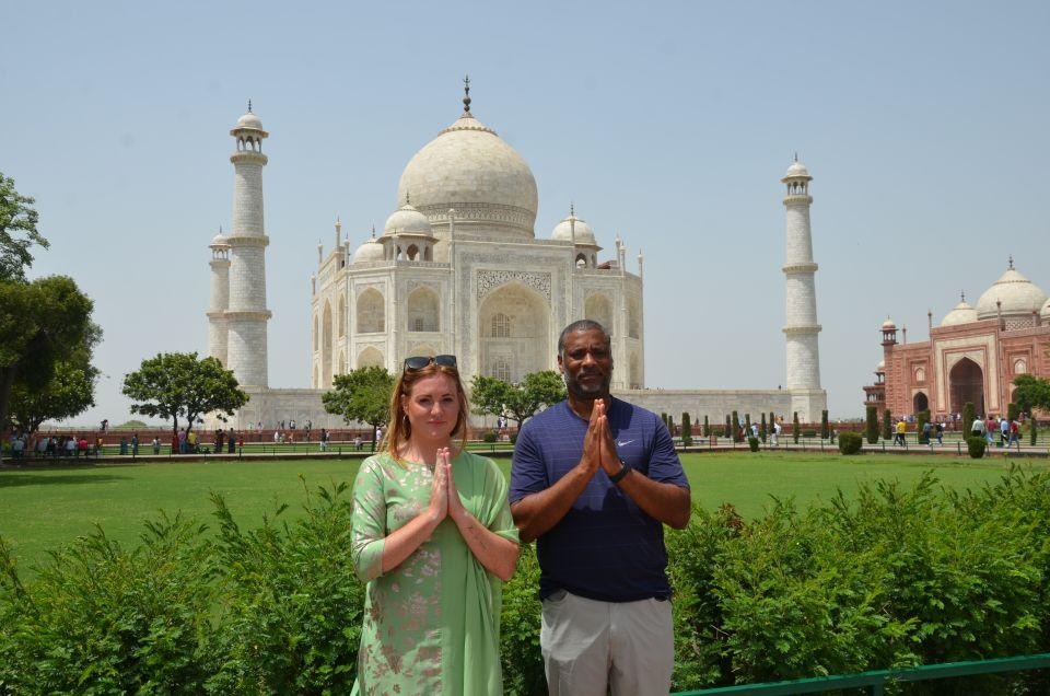 Travelers from United States on a Private Golden Triangle tour