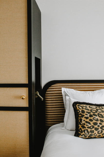 Discover Gatsby-Style hotel in Montmartre