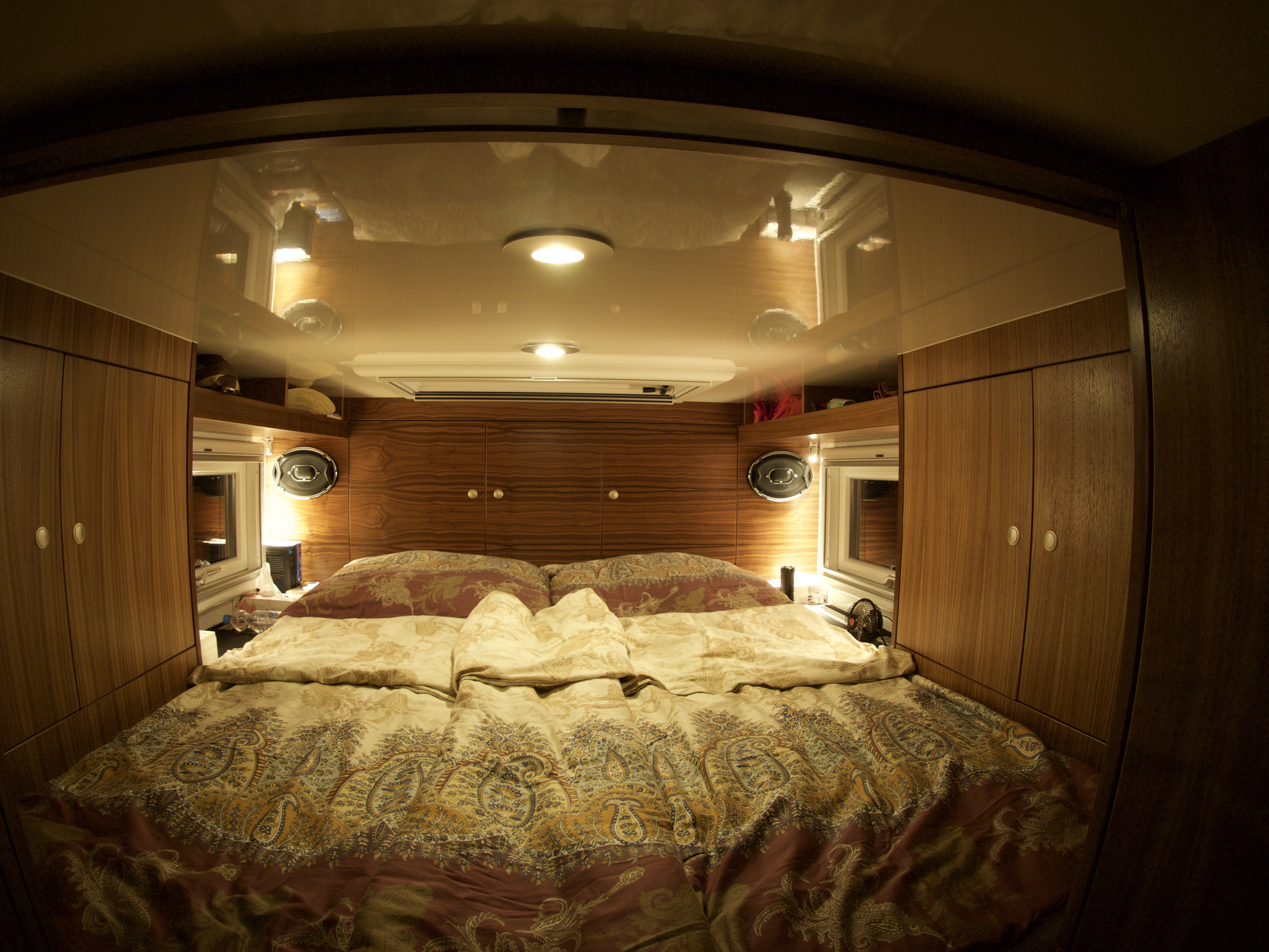 Fuso - schöne Möbel ohne Lüftungsöffnungen oben