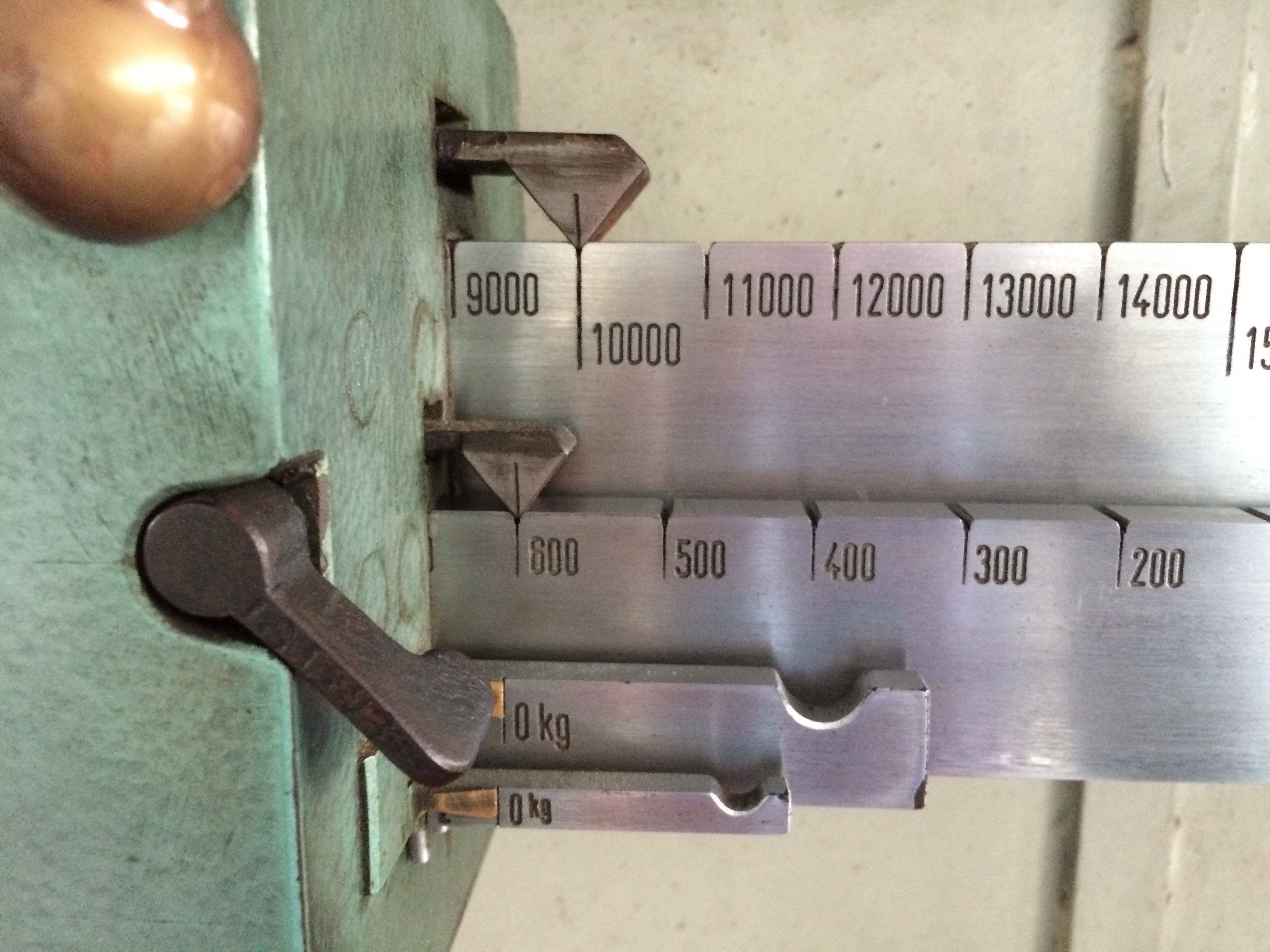 Benz - Wiegung mit vollen Tanks reisefertig