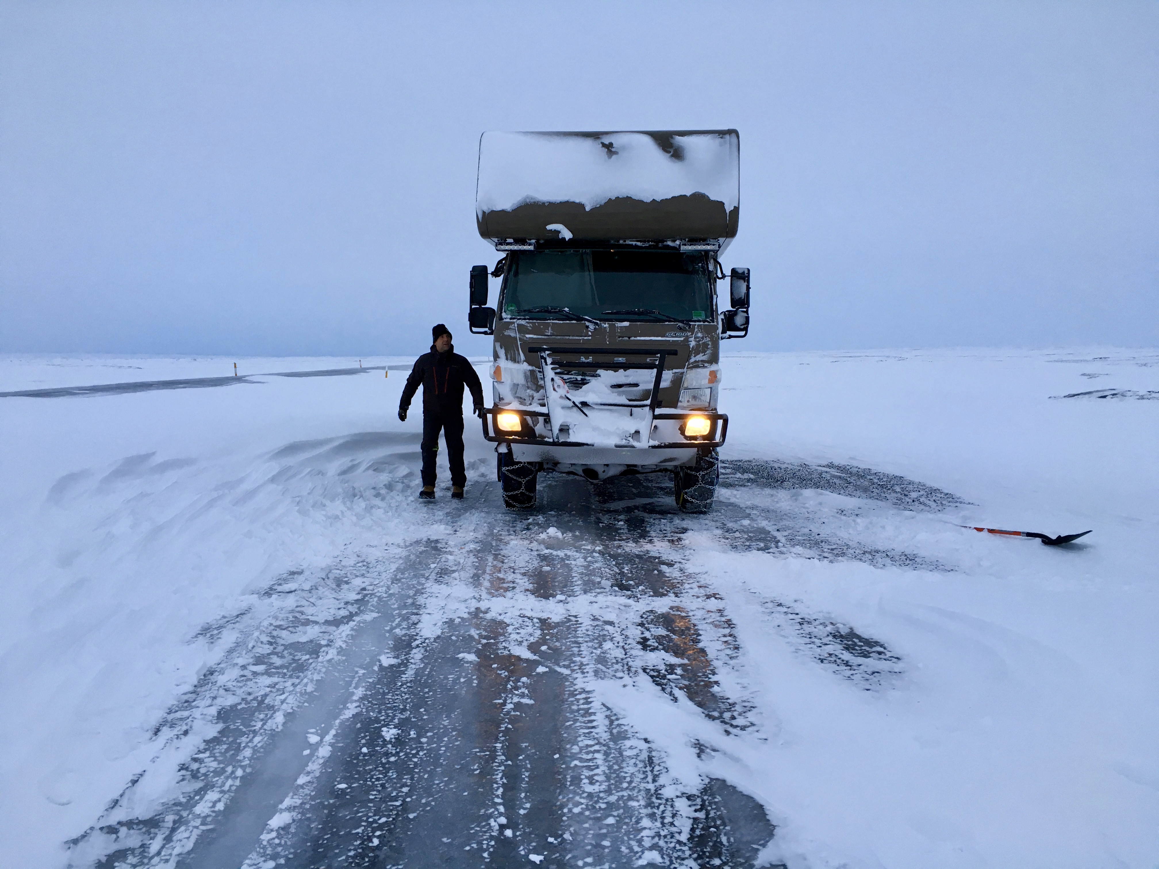 Fuso Canter 4x4 Sturm auf Island