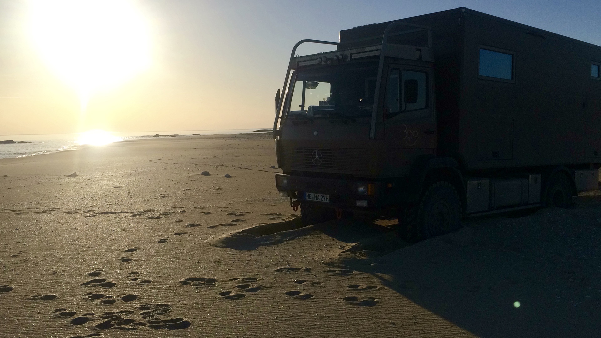 Benz 1120AF Kasachstan Saura Beach