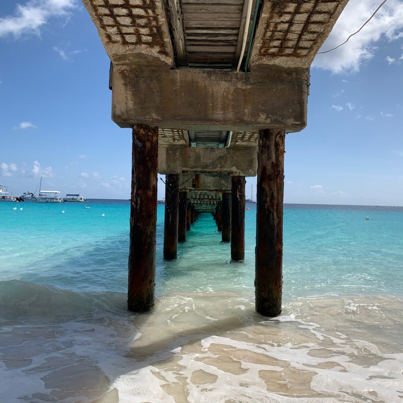 Spazieren am Brown Beach, Carlisle Bay