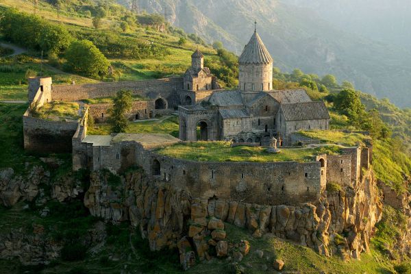 Tourism-in-Goris.jpg